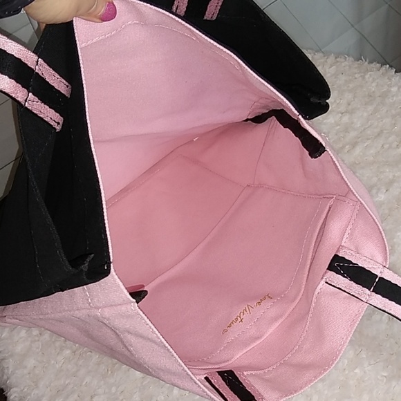 VICTORIA'S Secret Black Pink & Gold Love Made Me Do It Tote Bag - Picture 4 of 9